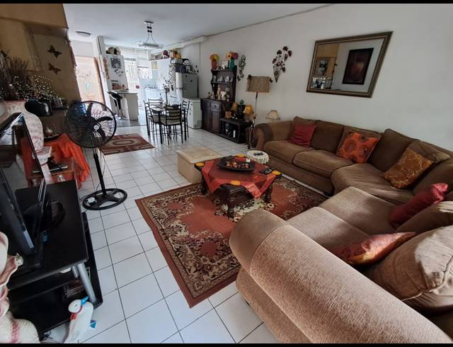 2 BEDROOM DUPLEX RENTED IN THREE RIVERS